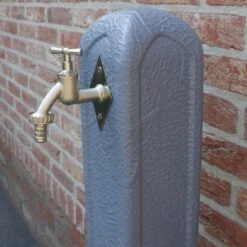 Waterzuil Met Kraan En Aansluiting - Grijs -Buitentuinwinkel tuinpaal met waterkraan 1498043234 1 600