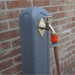 Waterzuil Met Kraan En Aansluiting - Grijs -Buitentuinwinkel tuinpaal met waterkraan 1498043411 1 600